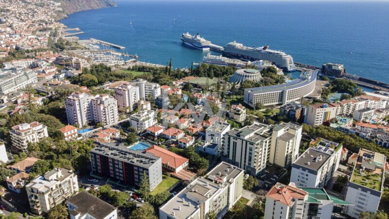 Espaço Comercial Numa Zona Residencial Privilegiada